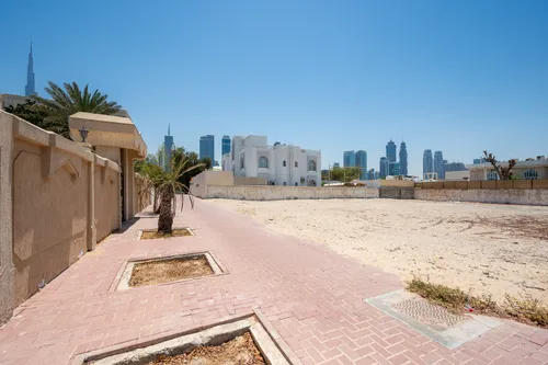  Land in Al Wasl Villas