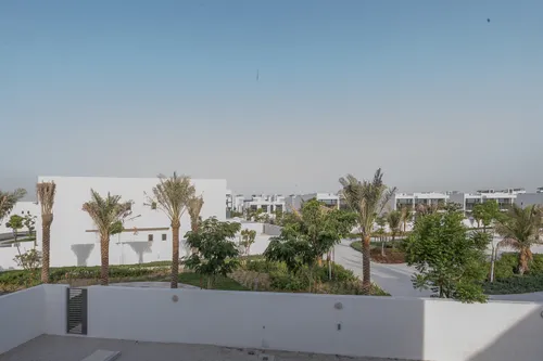 6 Bedrooms Villa in District One Phase III A