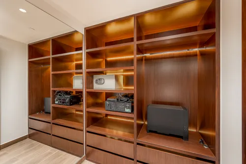 2 Bedrooms Apartment in The Lofts Podium