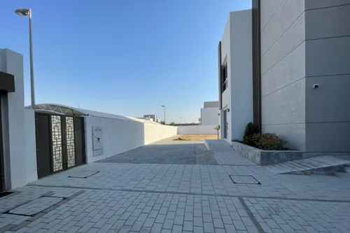 6 Bedrooms Villa in Jumeirah 3 Villas