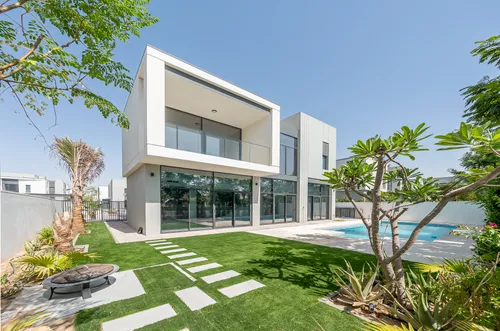 5 Bedrooms Villa in Murooj Al Furjan 1