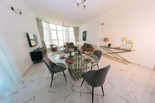 2 Bedrooms Apartment in Oasis Tower