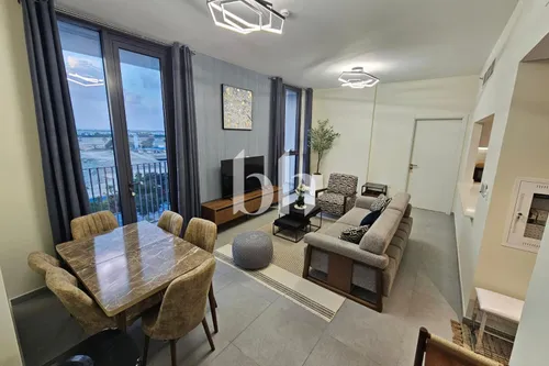 2BR Fully Furnsihed | Prime Location | Freehold