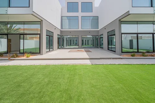 Magnificent New Twin Villa | 8BR | Prime Location