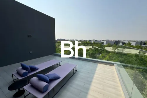 4 Bedrooms Villa in Saro