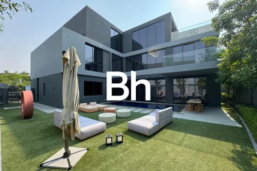 4 Bedrooms Villa in Saro