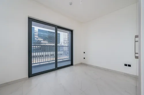 3 Bedrooms Apartment in The Crest Tower D