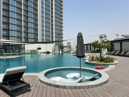 3 Bedrooms Apartment in The Crest Tower D
