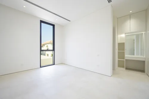 6 Bedrooms Villa in Umm Suqeim 2 Villas