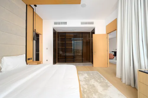 3 Bedrooms Apartment in Jumeirah 2