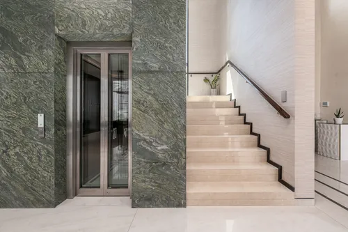 5 Bedrooms Villa in Pearl Jumeirah Villas