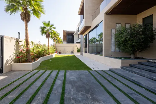 5 Bedrooms Villa in Pearl Jumeirah Villas