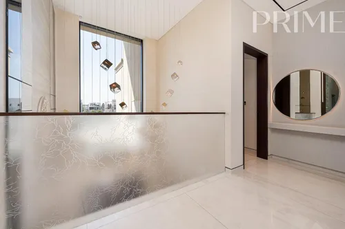 5 Bedrooms Villa in Pearl Jumeirah Villas