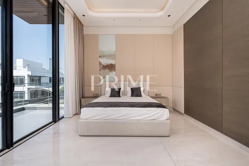 5 Bedrooms Villa in Pearl Jumeirah Villas