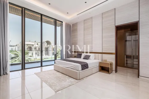 5 Bedrooms Villa in Pearl Jumeirah Villas