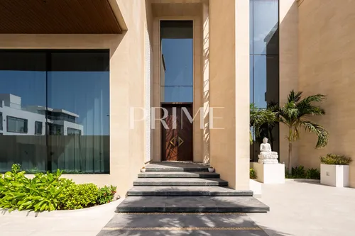 5 Bedrooms Villa in Pearl Jumeirah Villas