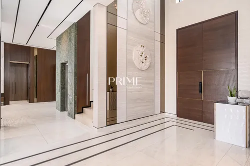 5 Bedrooms Villa in Pearl Jumeirah Villas