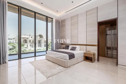 5 Bedrooms Villa in Pearl Jumeirah Villas