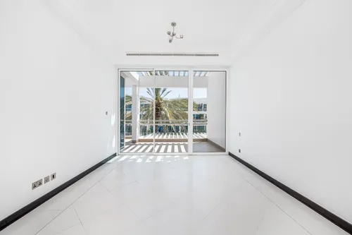 1 Bedroom Apartment in Sunset Residence