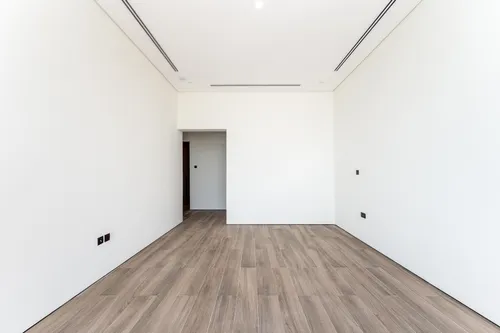 5 Bedrooms Villa in Al Khawaneej 1
