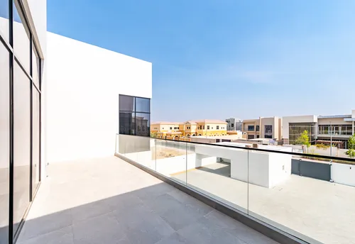 5 Bedrooms Villa in Al Khawaneej 1