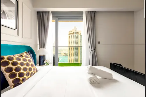 3 Bedrooms Apartment in Act One Act Two Tower 2