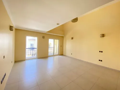 5 Bedrooms Villa in Umm Suqeim 1 Villas