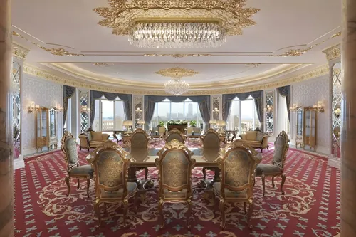 5 Bedrooms Apartment in Raffles The Palm