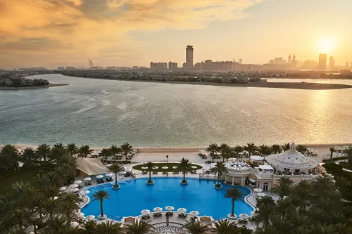 5 Bedrooms Apartment in Raffles The Palm