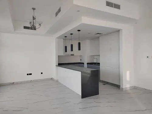 4 Bedrooms Townhouse in The Fields